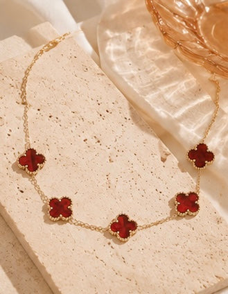 Collier de trèfles à 4 feuilles